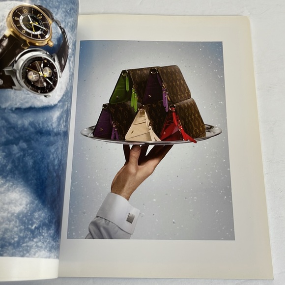 Luis Vuitton Vintage Rare Authentic Catalog Catalogue Holiday Mini 2008 - Picture 6 of 6